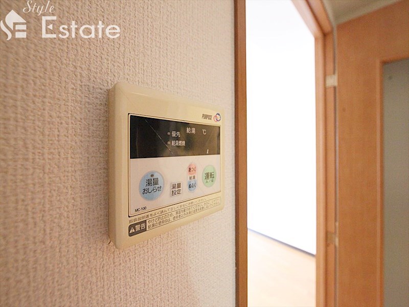 その他設備　給湯器