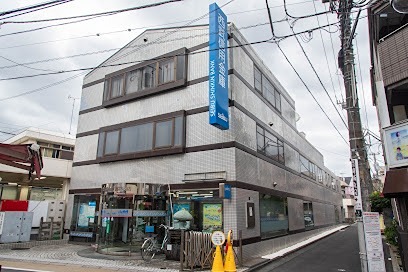 銀行　西武信用金庫鷺宮支店（銀行）まで426m