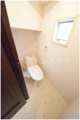 トイレ　シンプルで使いやすいトイレです