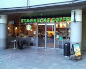 飲食店　スターバックスコーヒー 中目黒駅前店（飲食店）まで382m