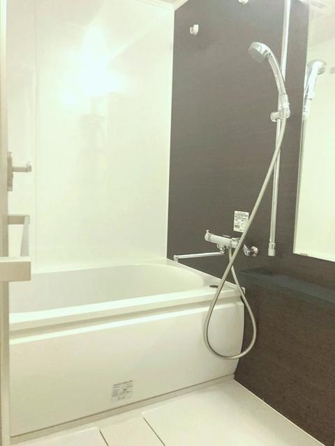 バス・シャワールーム　※写真は同タイプ住戸です。