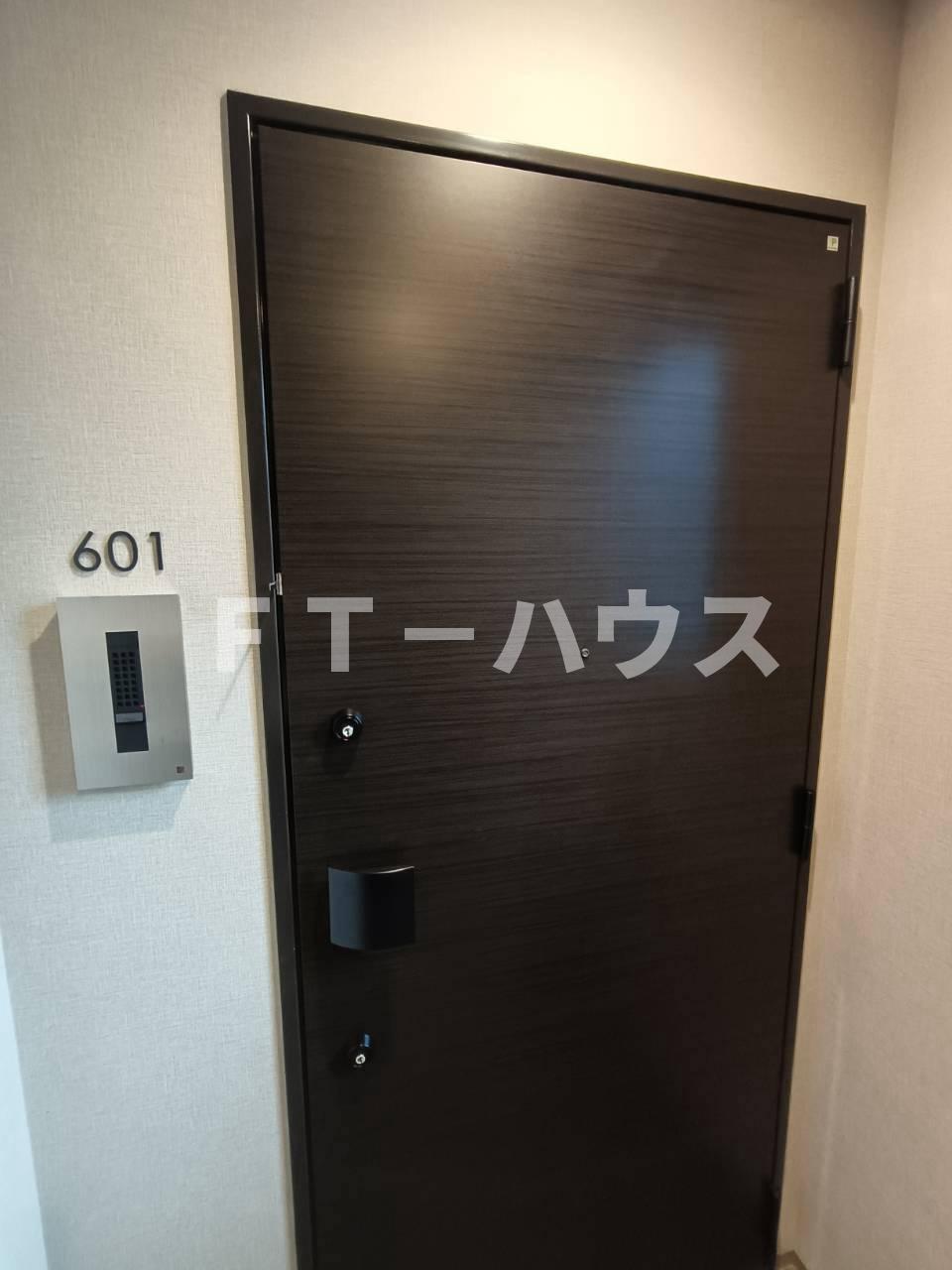 プライマル船橋の玄関写真