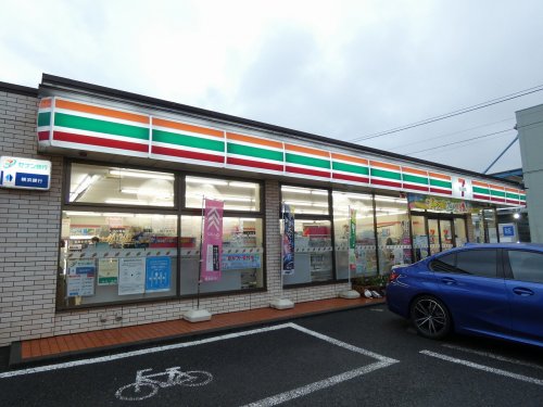 コンビニ　セブン-イレブン 海老名中新田２丁目店（コンビニ）まで991m