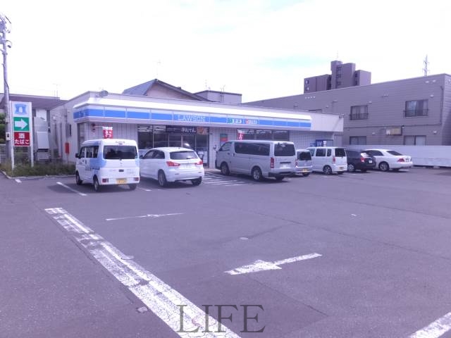 コンビニ　ローソン札幌美園2条六丁目店（コンビニ）まで312m