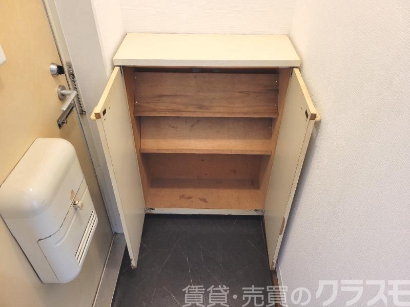 ハイユニメント秀栄の玄関写真