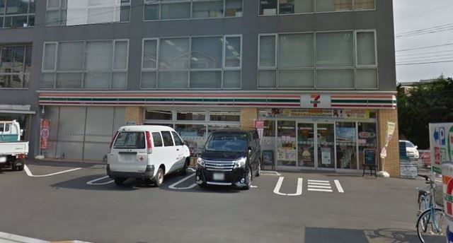 コンビニ　セブンイレブンさいたま西堀8丁目店（コンビニ）まで197m