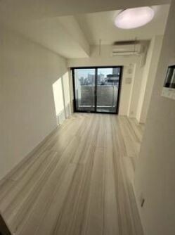 居室・リビング　※別部屋参考写真