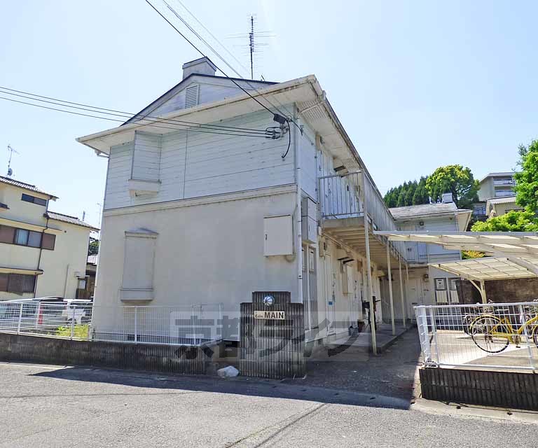 その他共有部分　建物入口です。