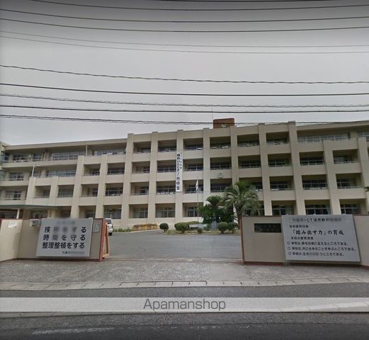 中学校　竹原中学校（中学校）まで959m