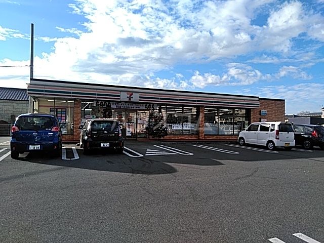 コンビニ　セブンイレブン 下野氏家勝山店（コンビニ）まで709m