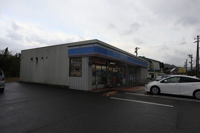 コンビニ　ローソン糸魚川上刈三丁目店（コンビニ）まで600m