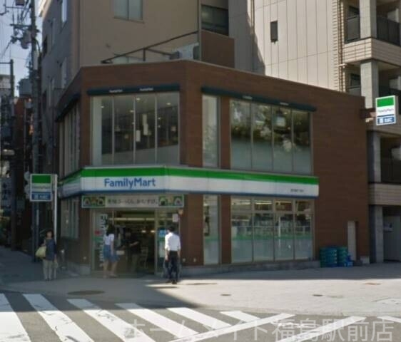 コンビニ　ファミリーマート西天満四丁目店（コンビニ）まで51m