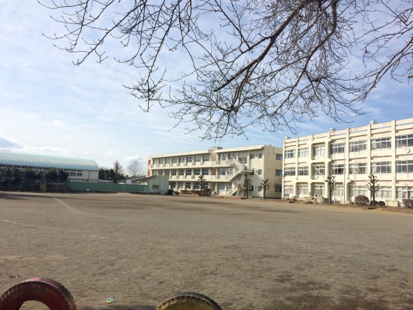 小学校　中根小（小学校）まで1300m