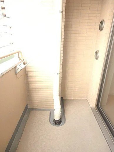 バルコニー　反転タイプ参考写真