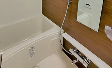 バス・シャワールーム　※別部屋の参考写真です。