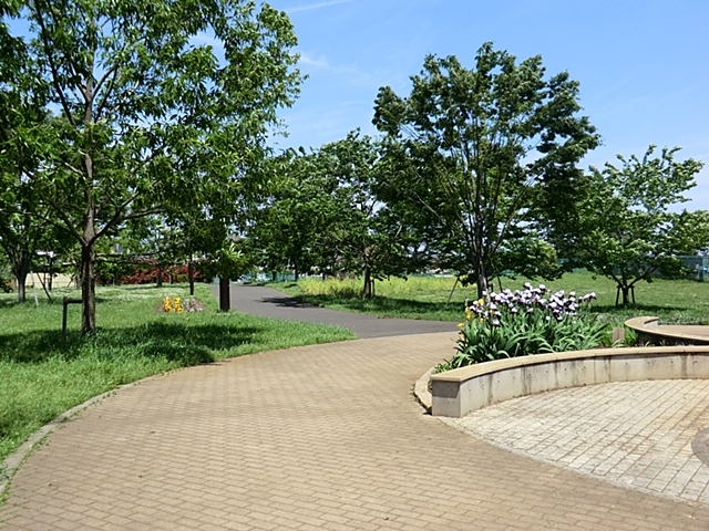 公園　六仙公園（公園）まで272m