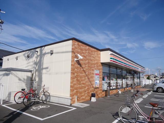 コンビニ　セブンイレブン貝塚半田店（コンビニ）まで1071m