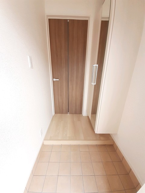 玄関　玄関　※現況優先