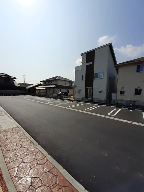 駐車場　駐車場　※現況優先