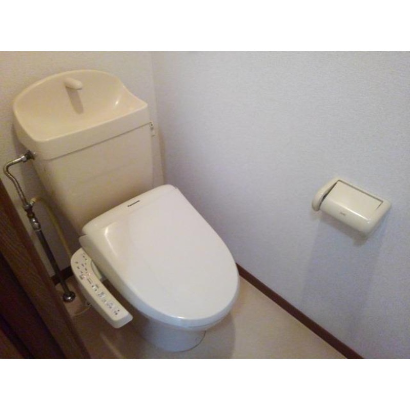 トイレ　図面と現状に相違がある場合には現状を優先