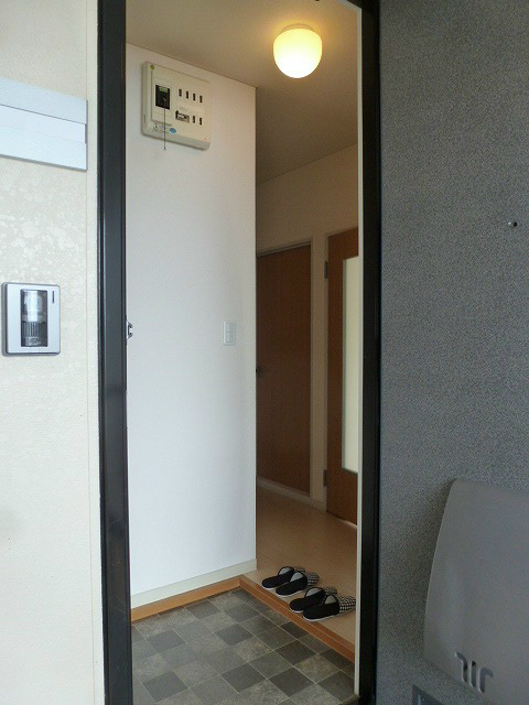 玄関　202のお部屋です