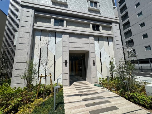 エントランス　詳細は、RISUMO江坂本店までお問合せください♪