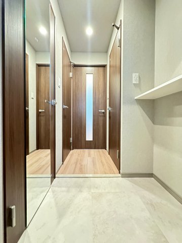 玄関　詳細は、RISUMO江坂本店までお問合せください♪