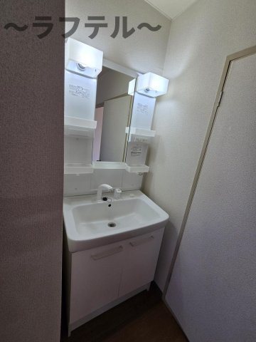 洗面設備　別部屋イメージ写真
