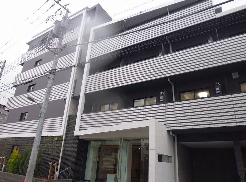 建物外観　★外壁タイル貼り★