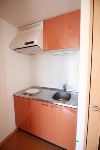 キッチン　ドゥーエ巣鴨　豊島区巣鴨3