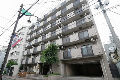 ライオンズマンション横浜反町の外観写真