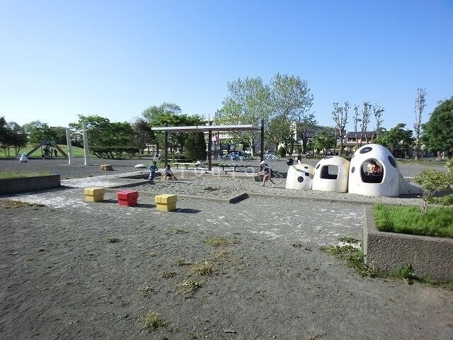 公園　手稲稲積公園（公園）まで518m