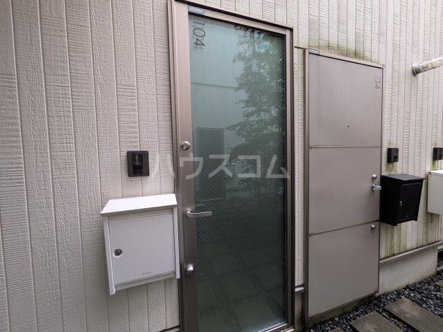 ココガーデン北千住の玄関写真