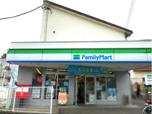 コンビニ　ファミリーマート竹山団地店（コンビニ）まで410m