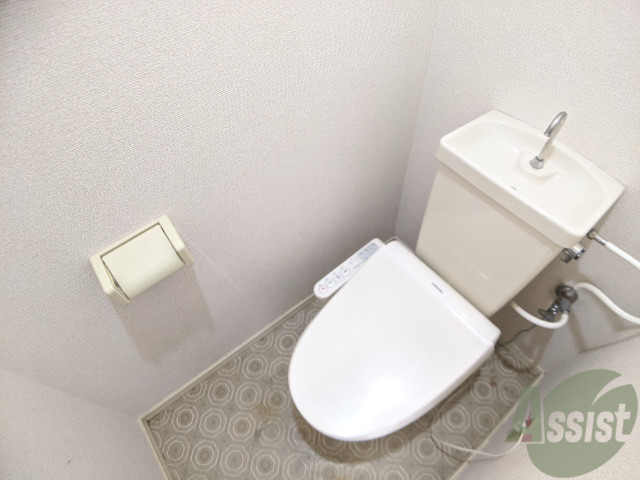 トイレ　ウォシュレットトイレなので快適にすごせそうですね