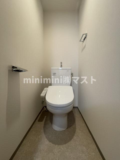 地下鉄長堀鶴見緑地線 松屋町駅 徒歩3分 15階建 築1年のトイレ写真