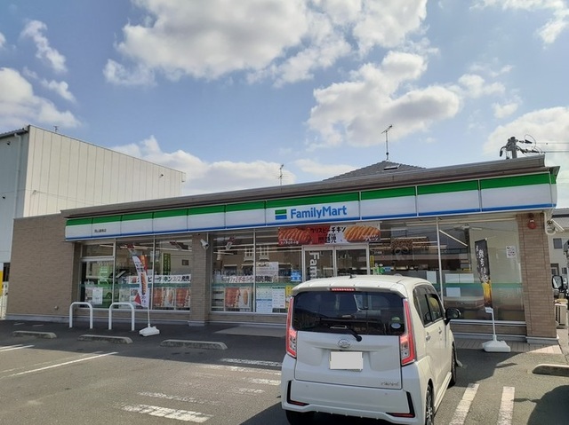 コンビニ　ファミリーマート岡山御南店（コンビニ）まで350m