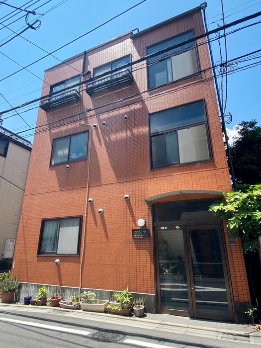 都営三田線 板橋区役所前駅 徒歩6分 築26年