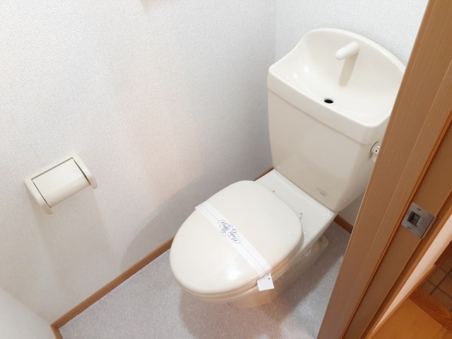 エクレ―ル古結IIIのトイレ写真