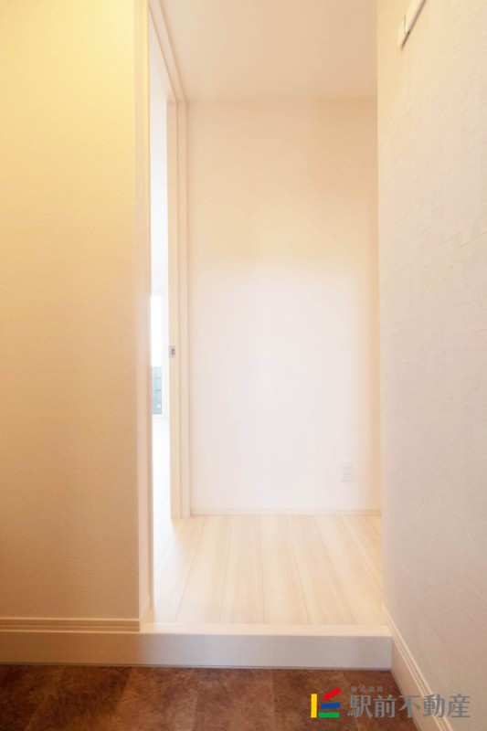 玄関　※同タイプ別部屋