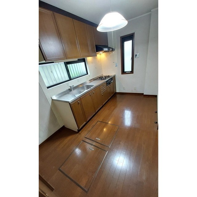 寝屋川市寿町戸建のキッチン写真