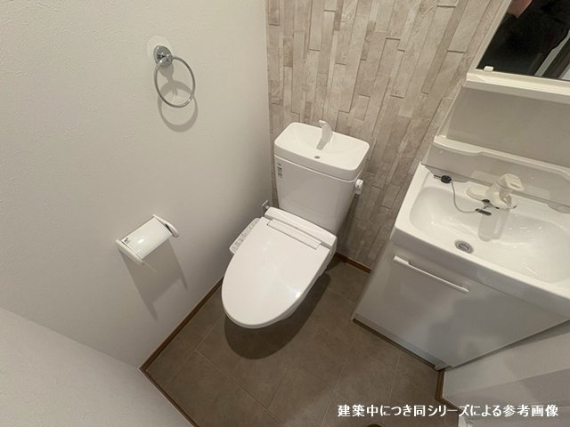 トイレ　嬉しい温水洗浄便座♪※同仕様