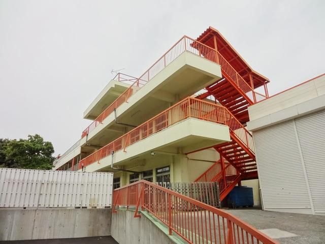 幼稚園・保育園　かしわ幼稚園（幼稚園・保育園）まで435m