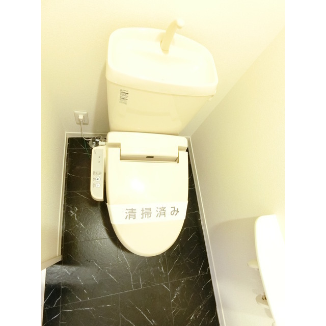 プラセールのトイレ写真