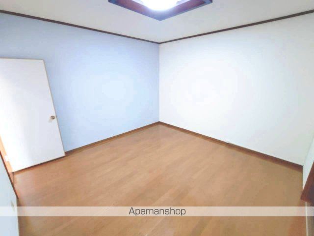 北葛城郡上牧町米山台3丁目戸建の内装写真