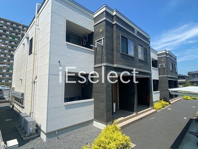 建物外観　都市ガス・ペット飼育相談可物件です！