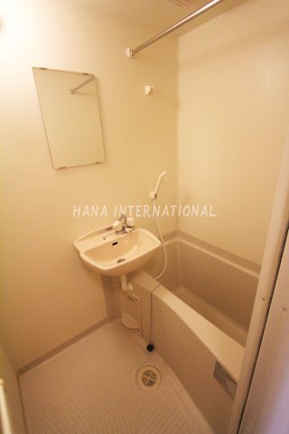 バス・シャワールーム　※同タイプ別部屋の写真です。
