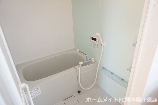 熊本市電健軍線 商業高校前駅 徒歩33分 5階建 築12年の風呂写真