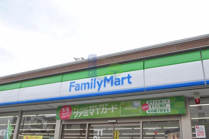 コンビニ　ファミリーマート豊里七丁目店（コンビニ）まで237m