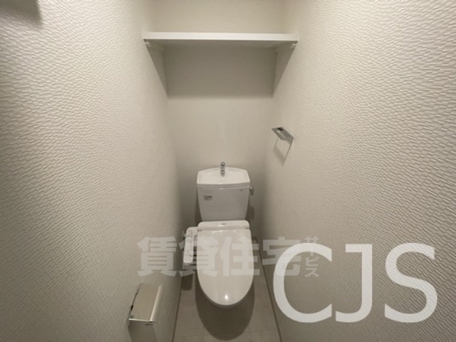地下鉄谷町線 四天王寺前夕陽ケ丘駅 徒歩5分 14階建 築5年のトイレ写真